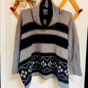 J Jill Oversized Turtle Cowl Neck Chunky Knit Swtr